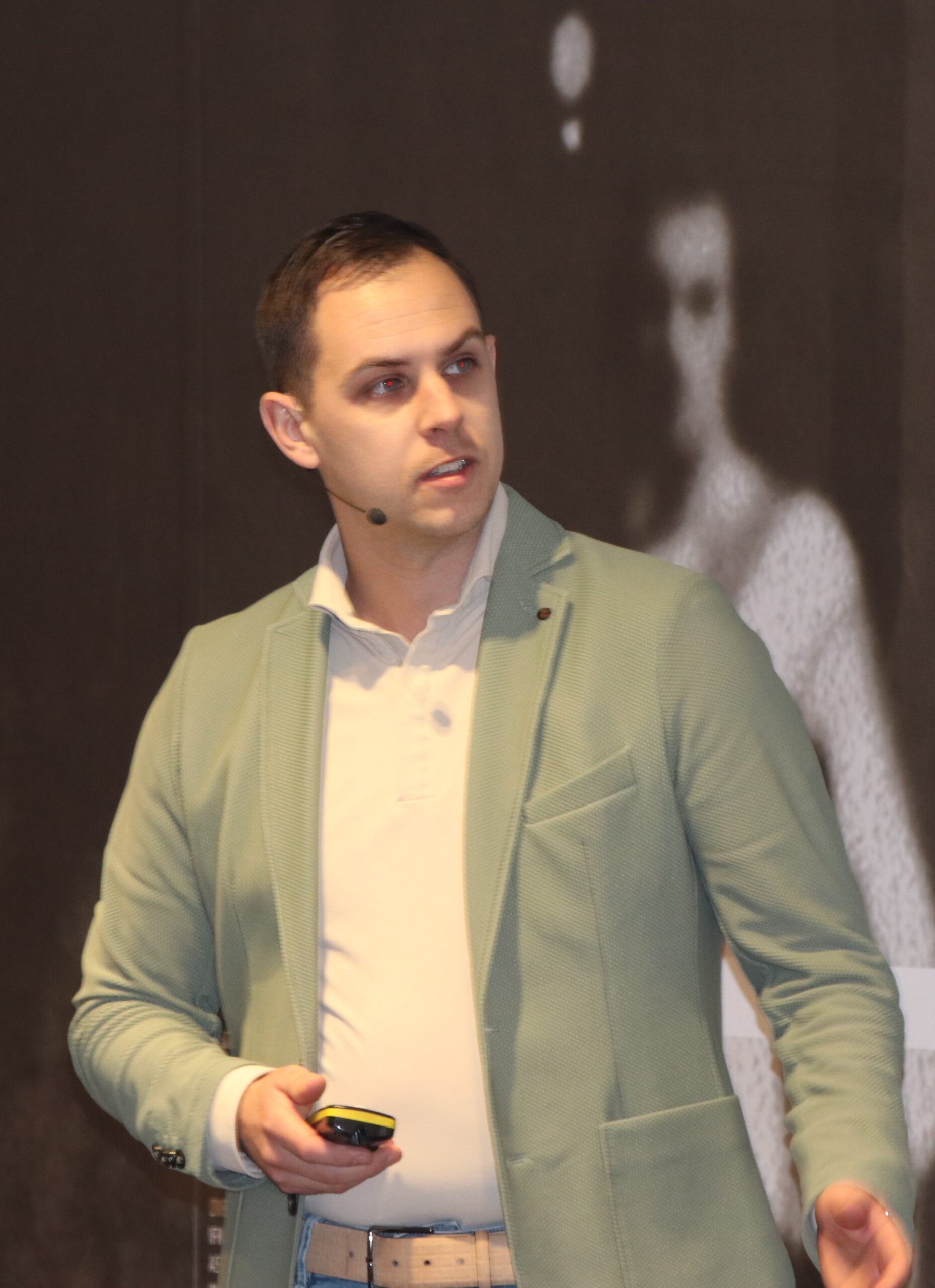 Bart van der Veen I DCM Nederland